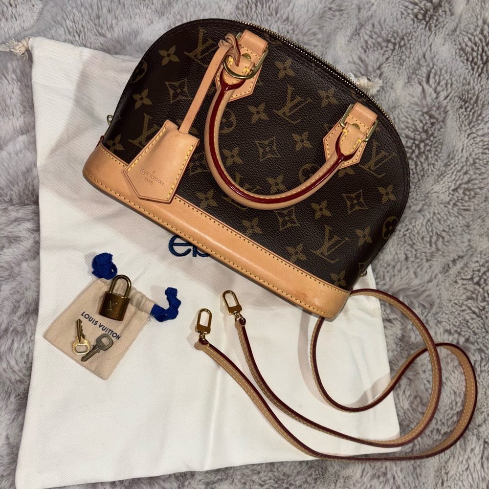 Louis Vuitton Mini Alma Satchel in Monogram Canvas with Natural Vachetta Trim - Picture 2 of 16